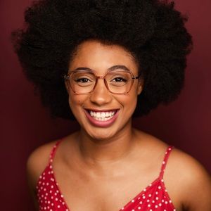 Meet your Posher, Alexis